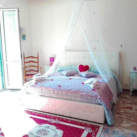 Bed And Breakfast Romantica Evasione Sutri Exterior photo