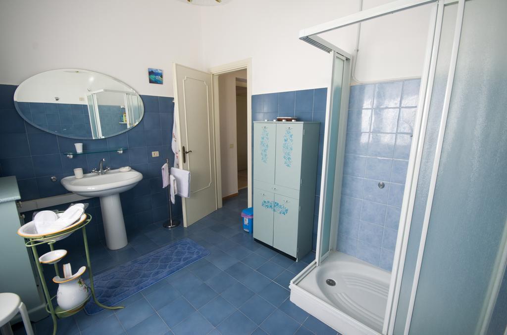 Bed And Breakfast Romantica Evasione Sutri Room photo