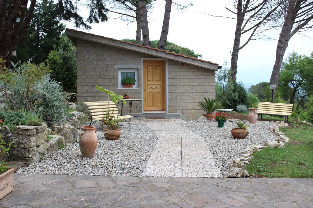 Bed And Breakfast Romantica Evasione Sutri Exterior photo