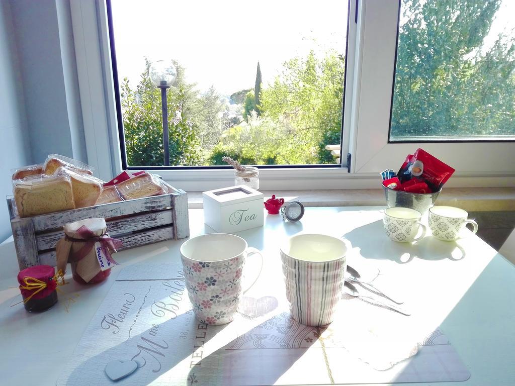 Bed And Breakfast Romantica Evasione Sutri Exterior photo