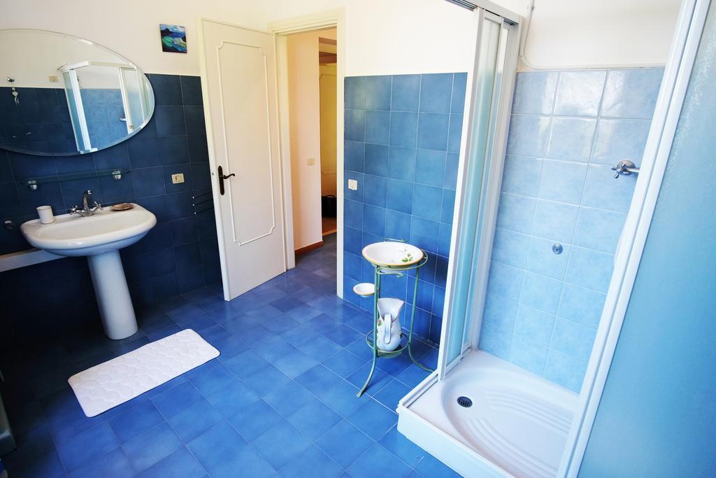 Bed And Breakfast Romantica Evasione Sutri Exterior photo