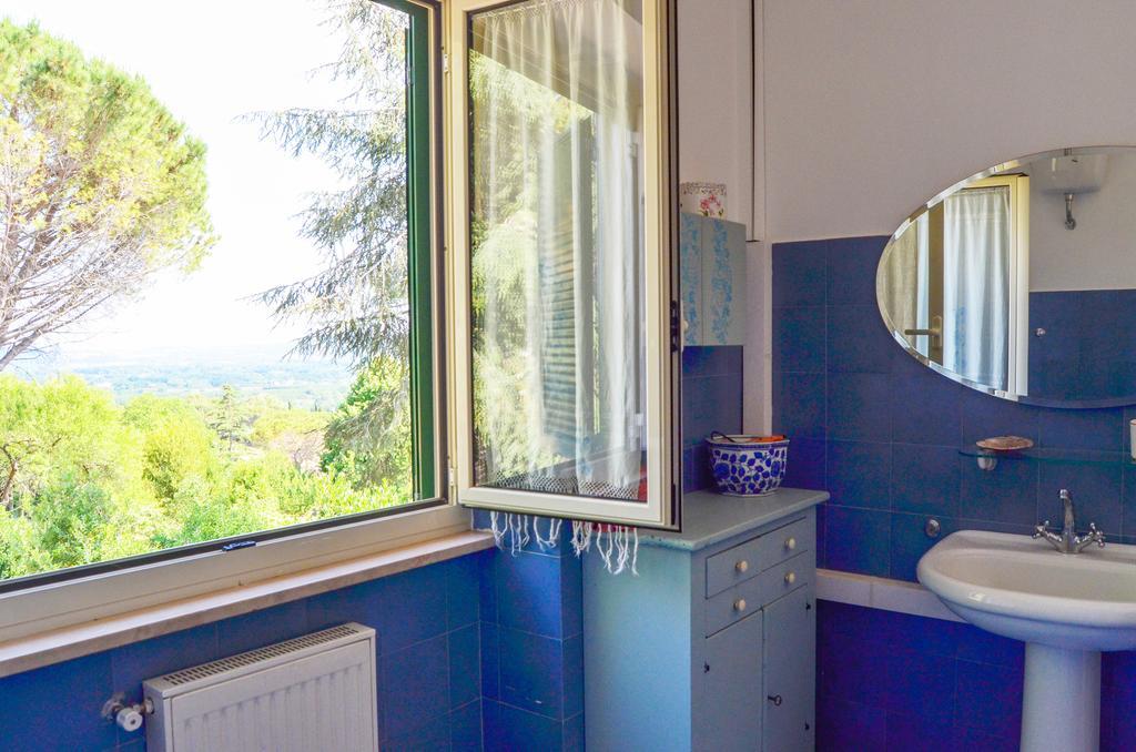 Bed And Breakfast Romantica Evasione Sutri Exterior photo